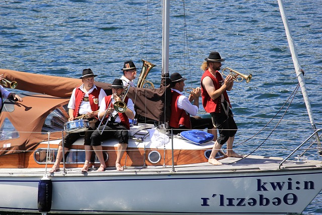 尽管最终雄 尽管最终雄