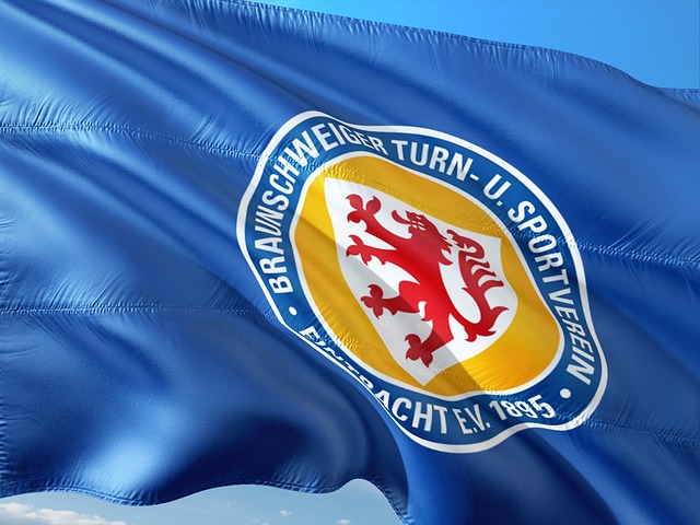 对于穆阿尼 对于穆阿尼